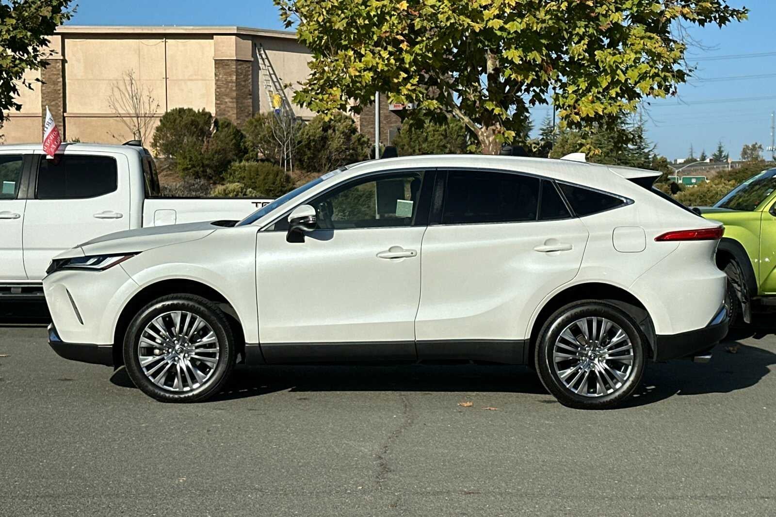 2022 Toyota Venza XLE 4D Sport Utility