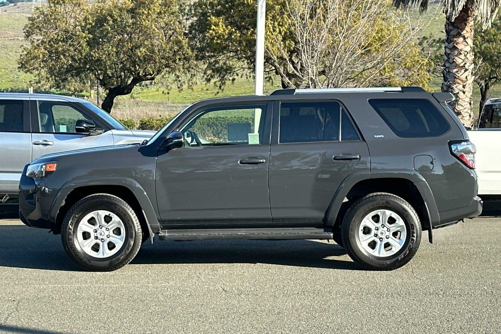 2024 Toyota 4Runner SR5 Premium