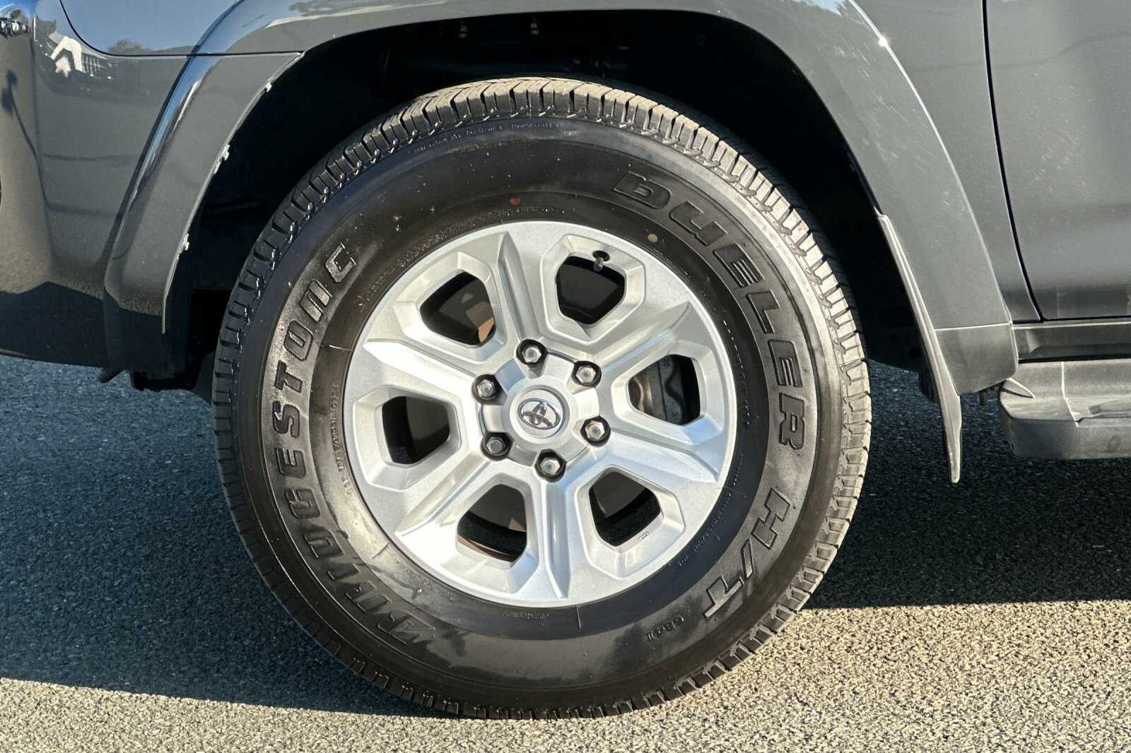 2024 Toyota 4Runner SR5 Premium