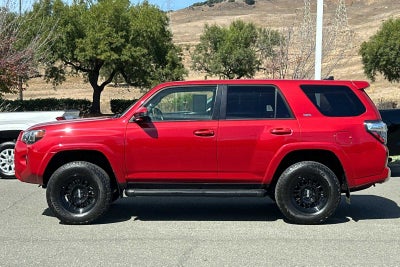 2020 Toyota 4Runner SR5 4D Sport Utility