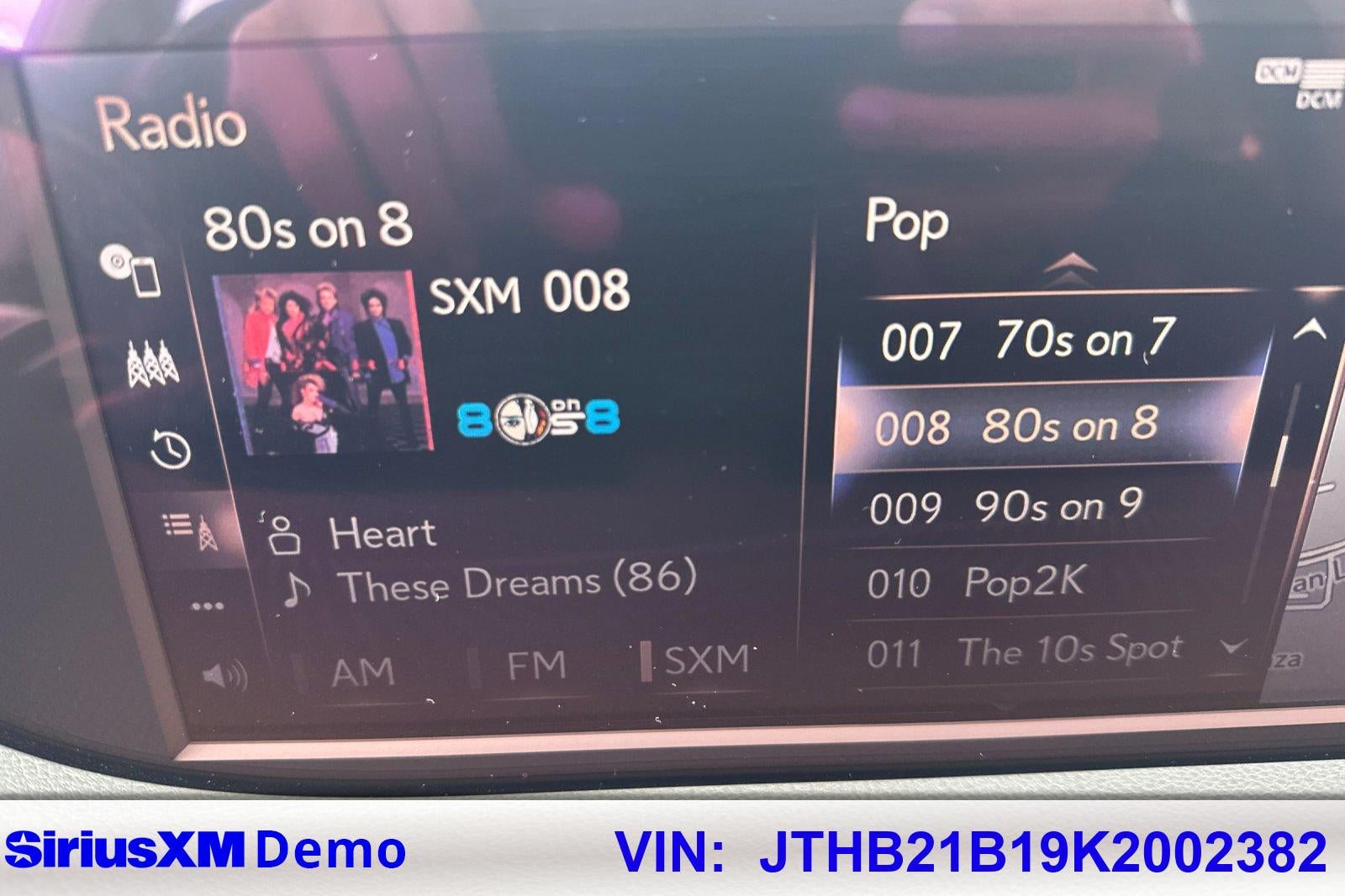 2019 Lexus ES 300h Luxury 4D Sedan