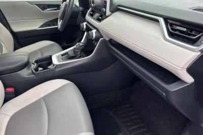 2020 Toyota RAV4 XLE Premium