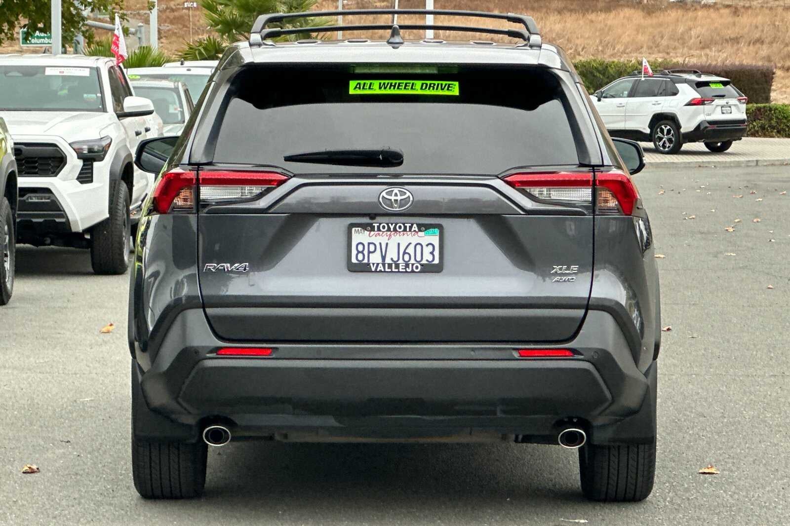 2020 Toyota RAV4 XLE Premium