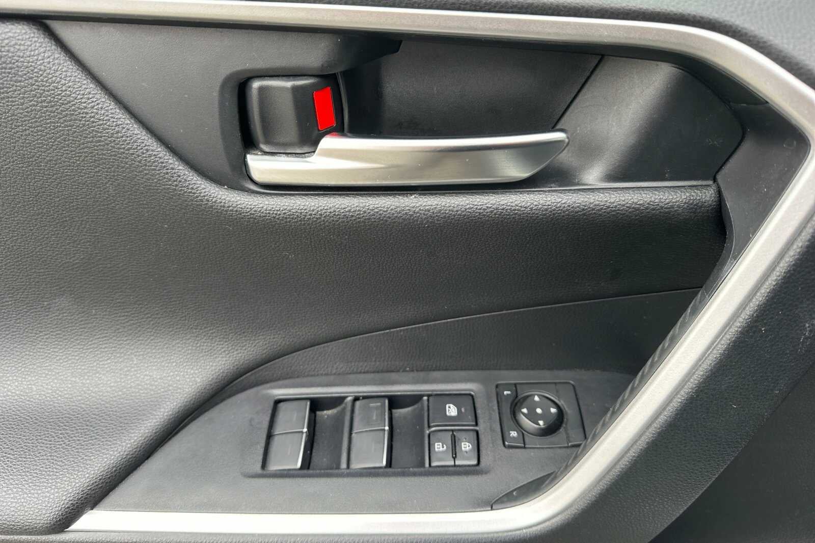 2024 Toyota RAV4 Prime XSE