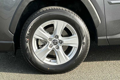 2020 Toyota RAV4 Hybrid LE