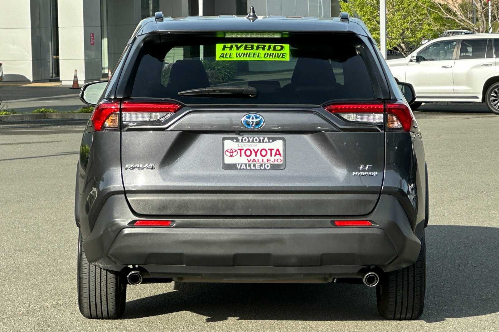 2020 Toyota RAV4 Hybrid LE