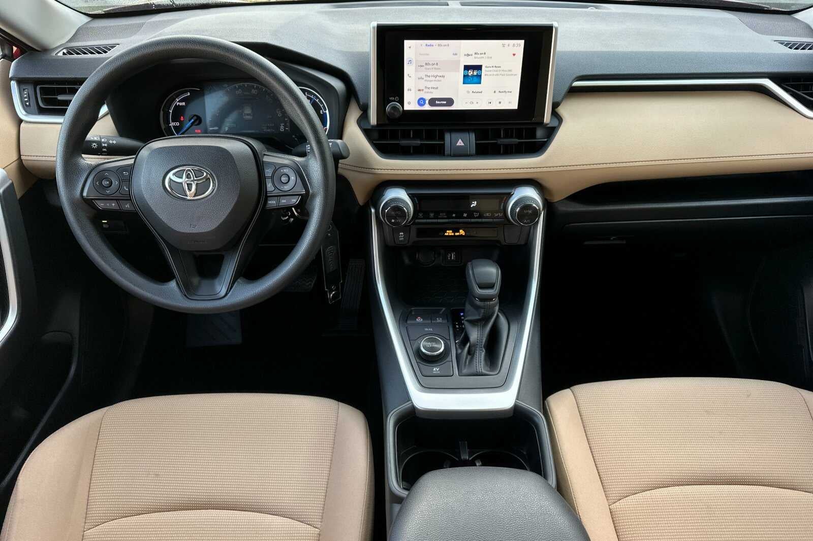 2024 Toyota RAV4 Hybrid LE