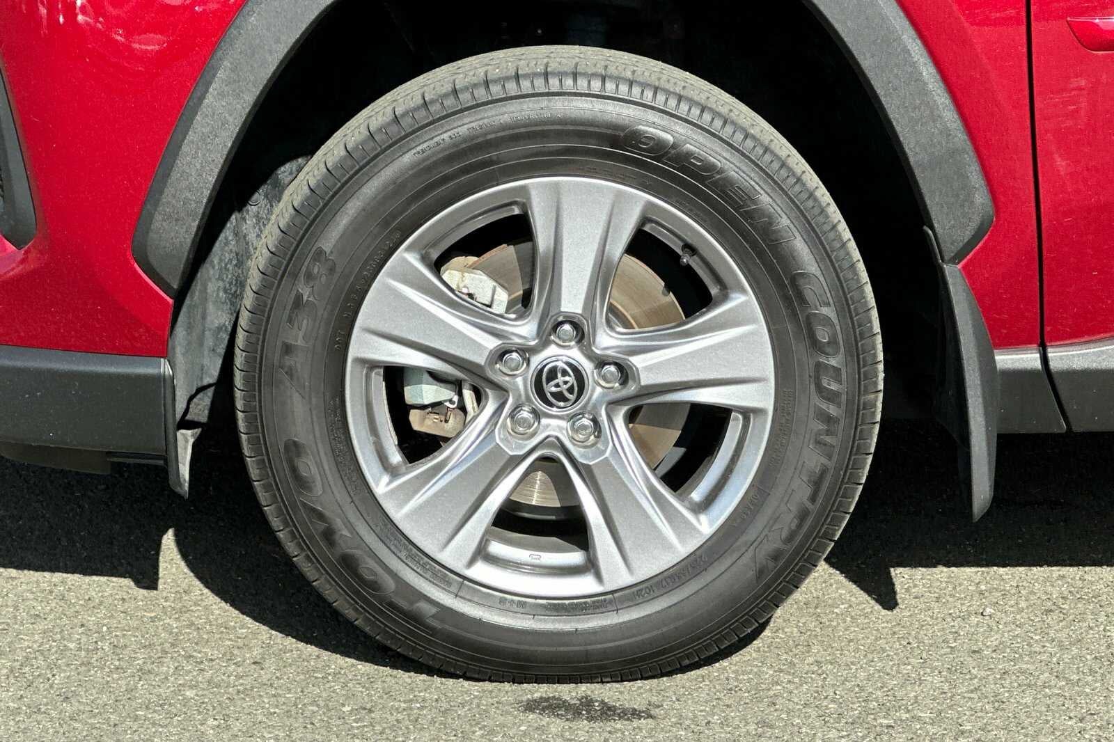 2024 Toyota RAV4 Hybrid LE