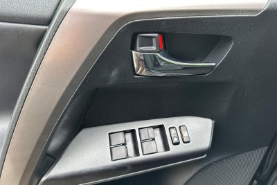 2016 Toyota RAV4 Hybrid XLE