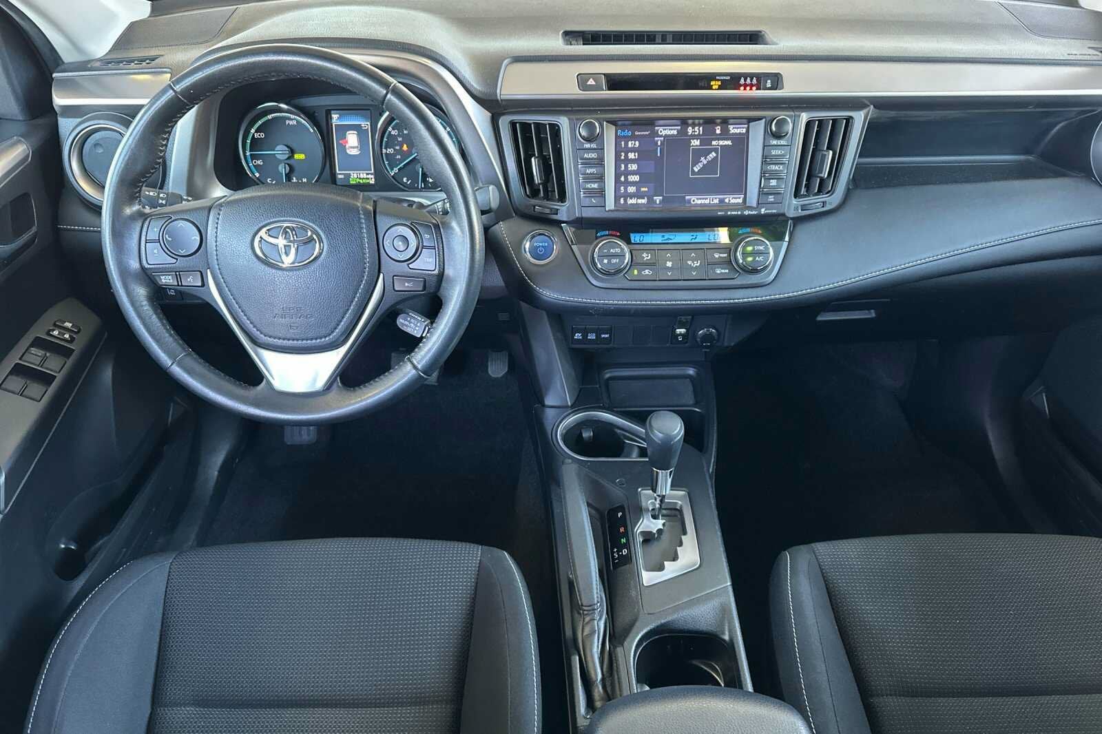 2017 Toyota RAV4 Hybrid Hybrid XLE 4D Sport Utility