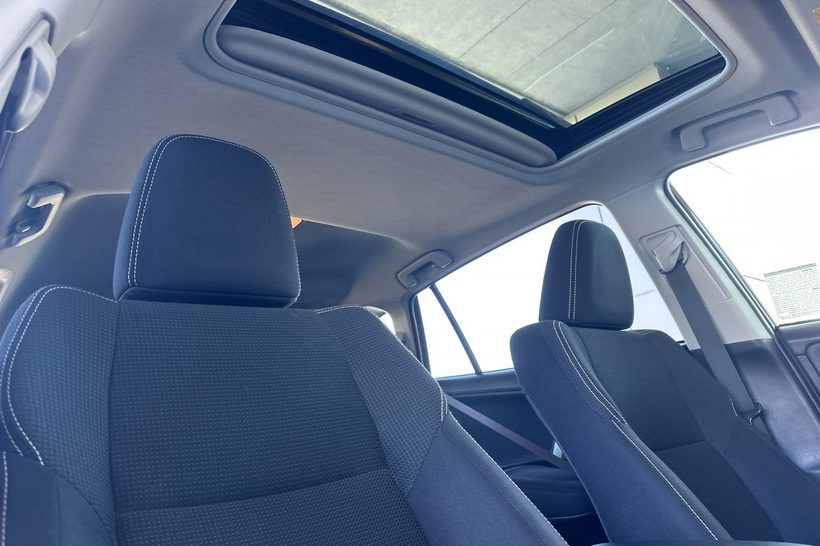 2017 Toyota RAV4 Hybrid Hybrid XLE 4D Sport Utility