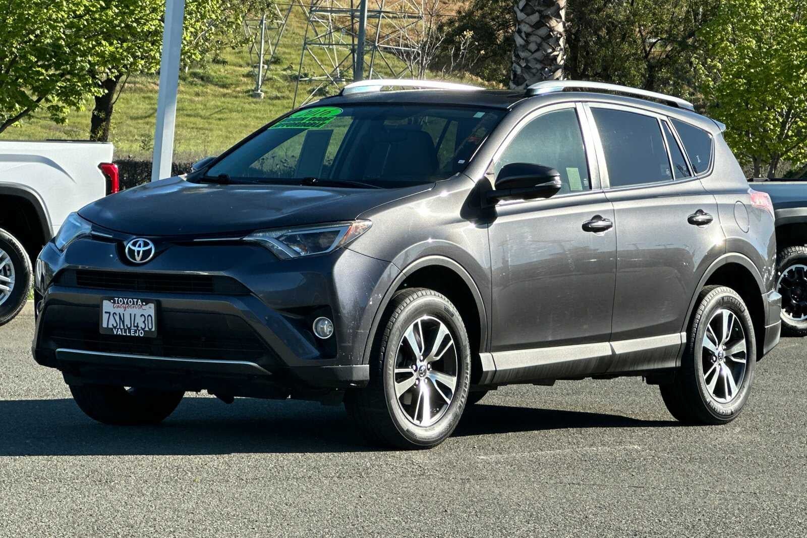 2016 Toyota RAV4 XLE