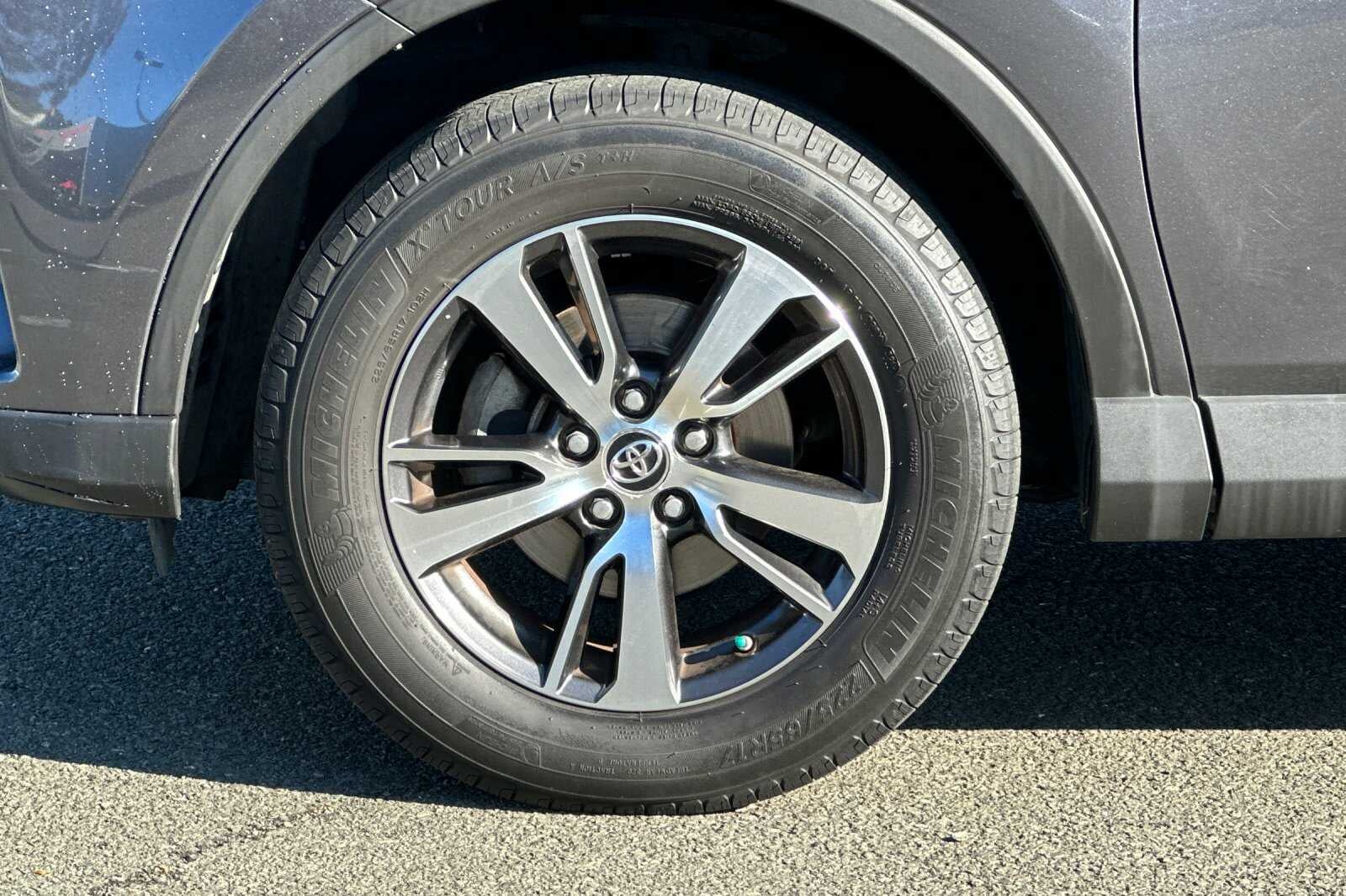 2016 Toyota RAV4 XLE
