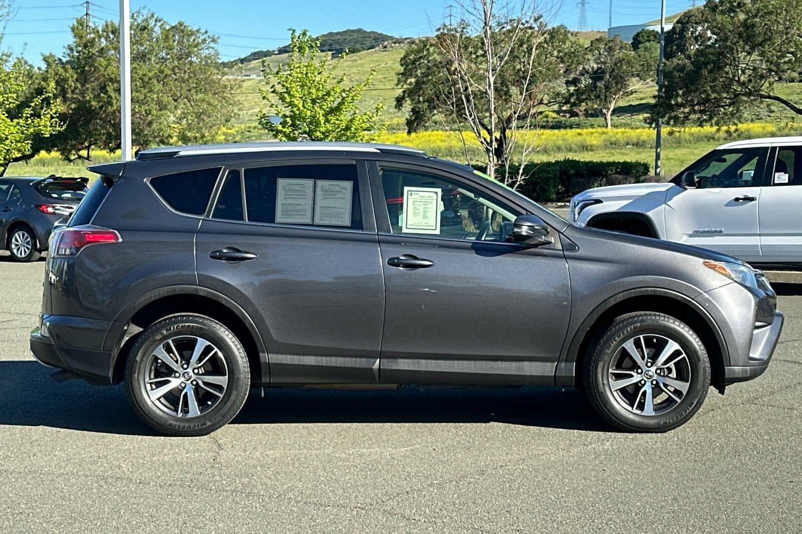 2016 Toyota RAV4 XLE