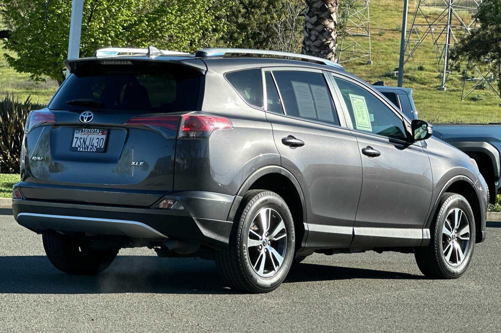 2016 Toyota RAV4 XLE