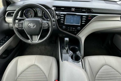 2018 Toyota Camry SE 4D Sedan