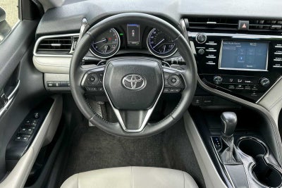2018 Toyota Camry SE 4D Sedan