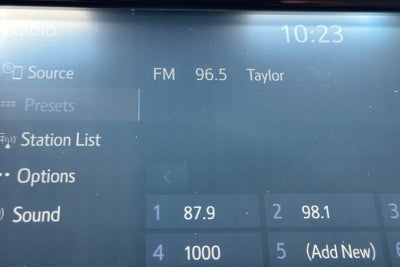 2018 Toyota Camry SE 4D Sedan