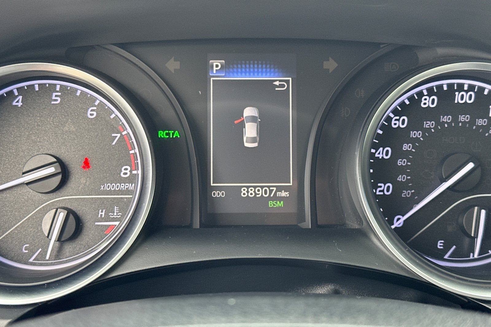 2018 Toyota Camry SE 4D Sedan