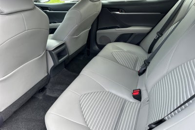 2018 Toyota Camry SE 4D Sedan