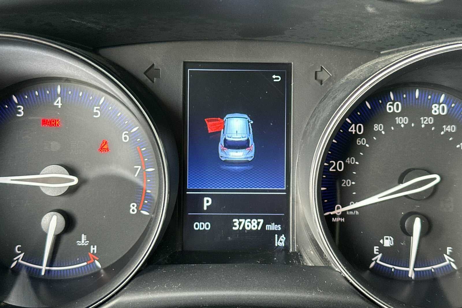 2021 Toyota C-HR XLE 4D Sport Utility