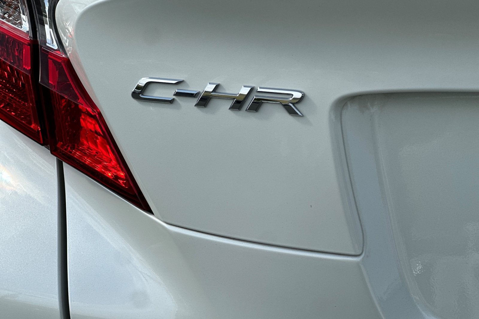 2021 Toyota C-HR XLE 4D Sport Utility