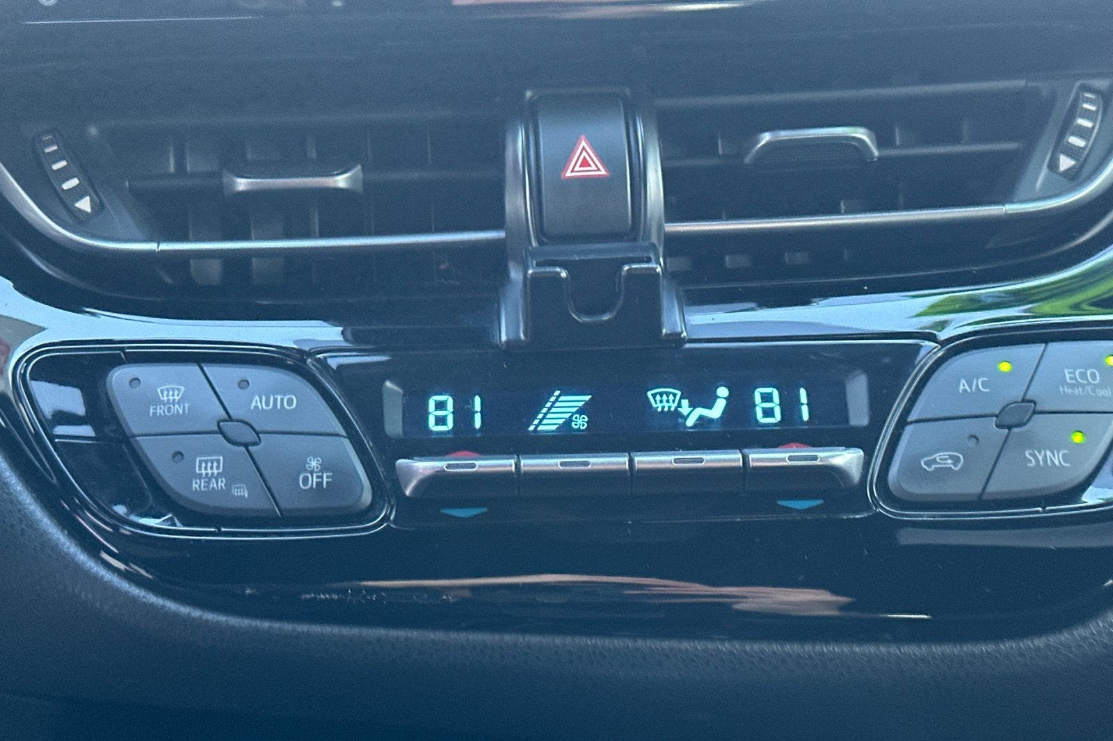 2020 Toyota C-HR XLE 4D Sport Utility