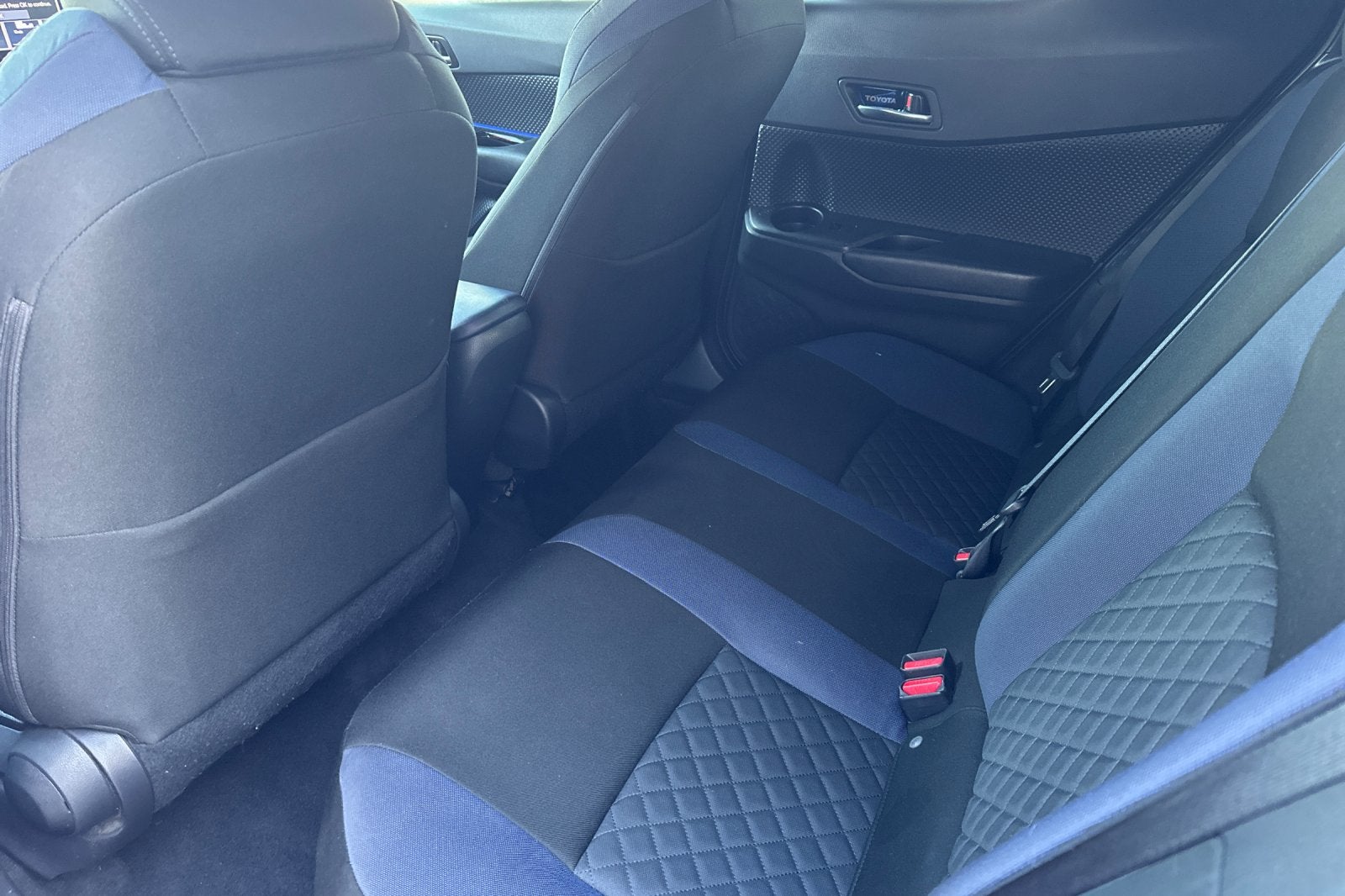 2020 Toyota C-HR XLE 4D Sport Utility