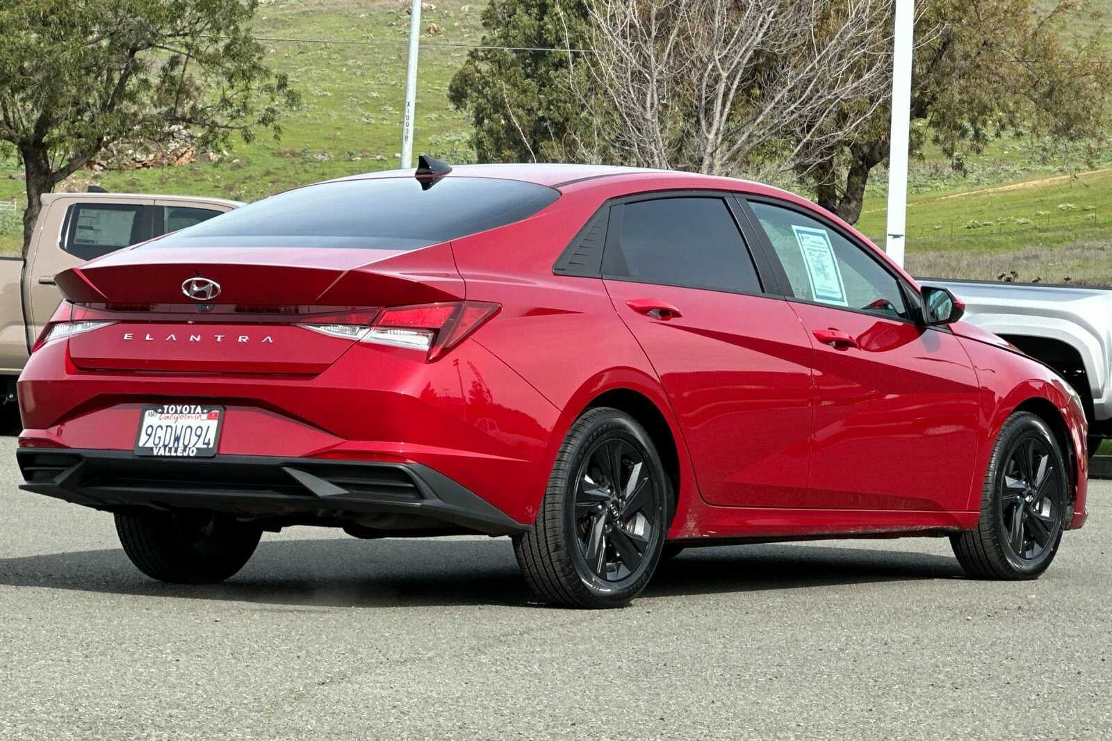 2023 Hyundai Elantra SEL