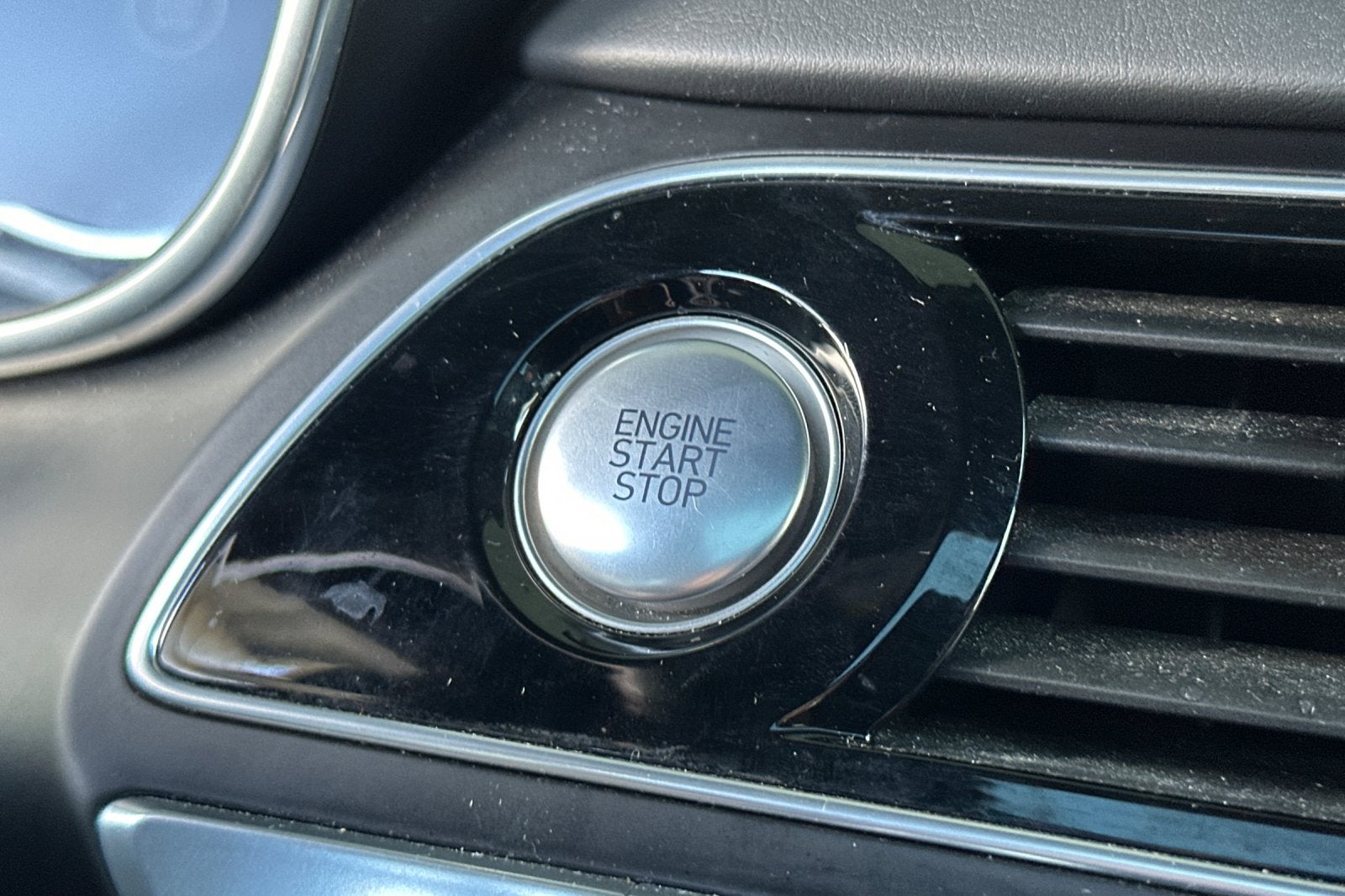 2023 Genesis G70 3.3T