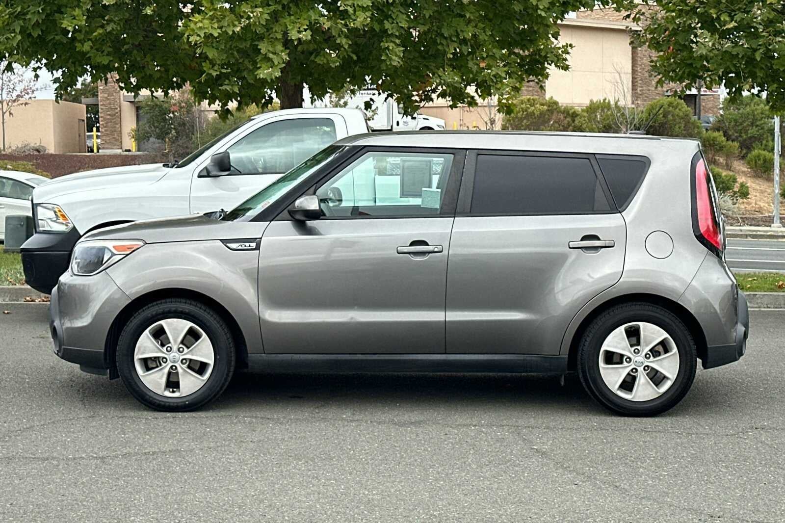 2016 Kia Soul Base