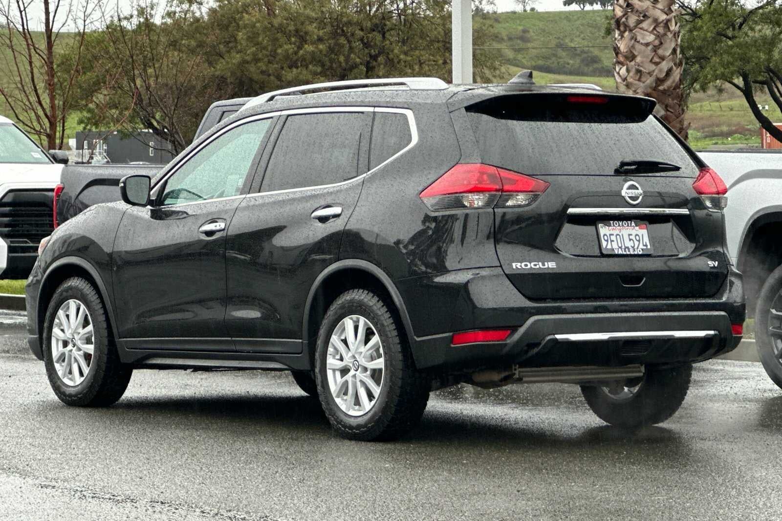 2018 Nissan Rogue SV
