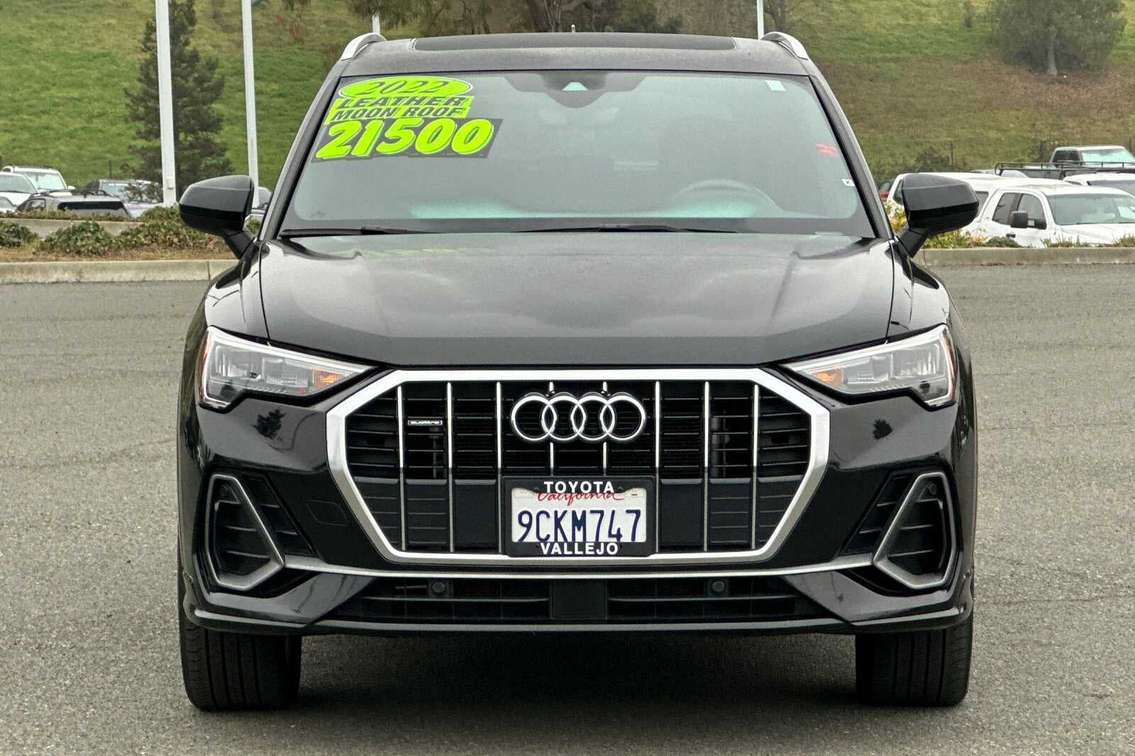 2022 Audi Q3 S line Premium