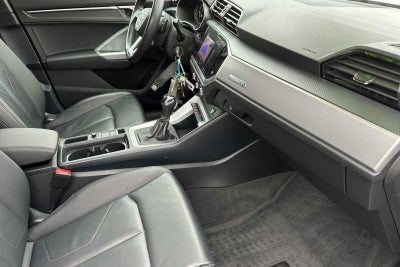 2022 Audi Q3 S line Premium