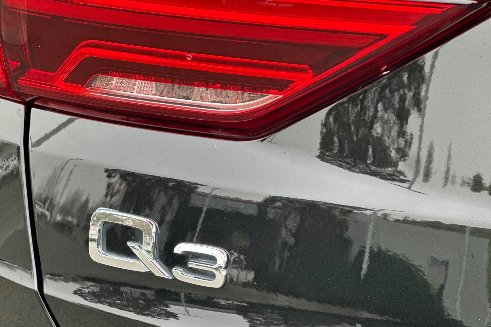 2022 Audi Q3 S line Premium