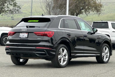 2022 Audi Q3 S line Premium