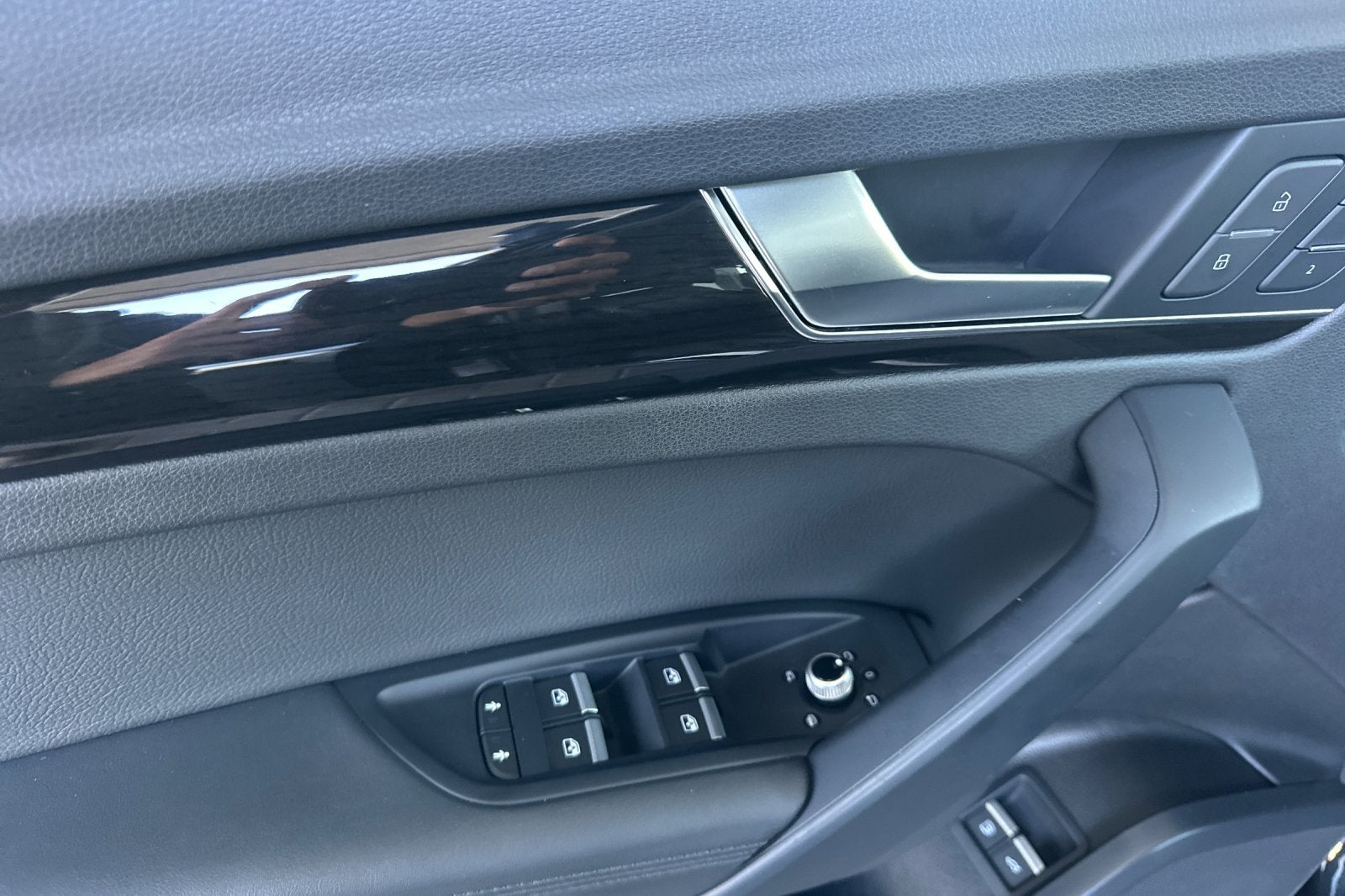 2020 Audi Q5 Premium Plus