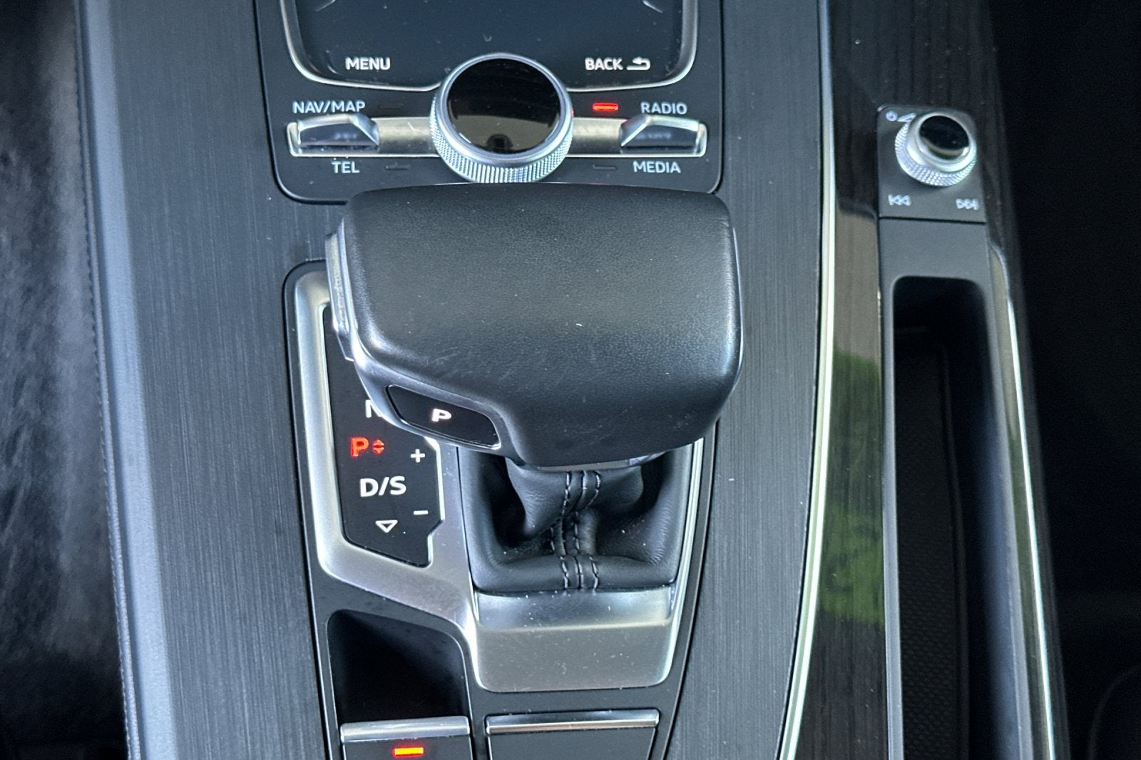 2020 Audi Q5 Premium Plus
