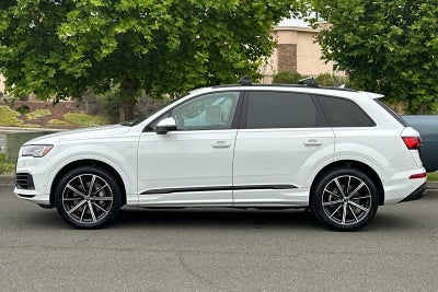 2023 Audi Q7 Premium Plus