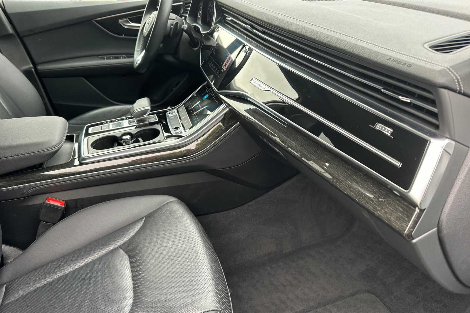 2023 Audi Q7 Premium Plus