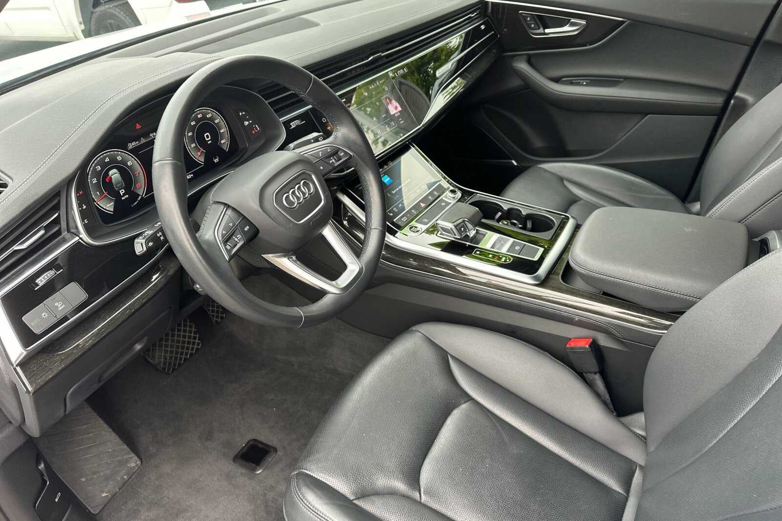 2023 Audi Q7 Premium Plus