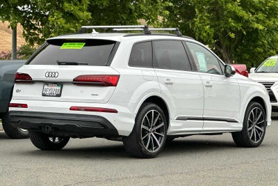 2023 Audi Q7 Premium Plus