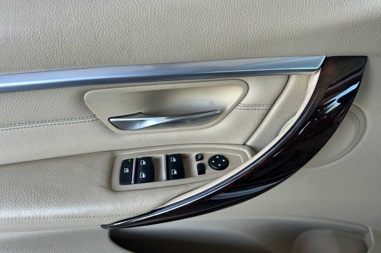 2016 BMW 3 Series 328i