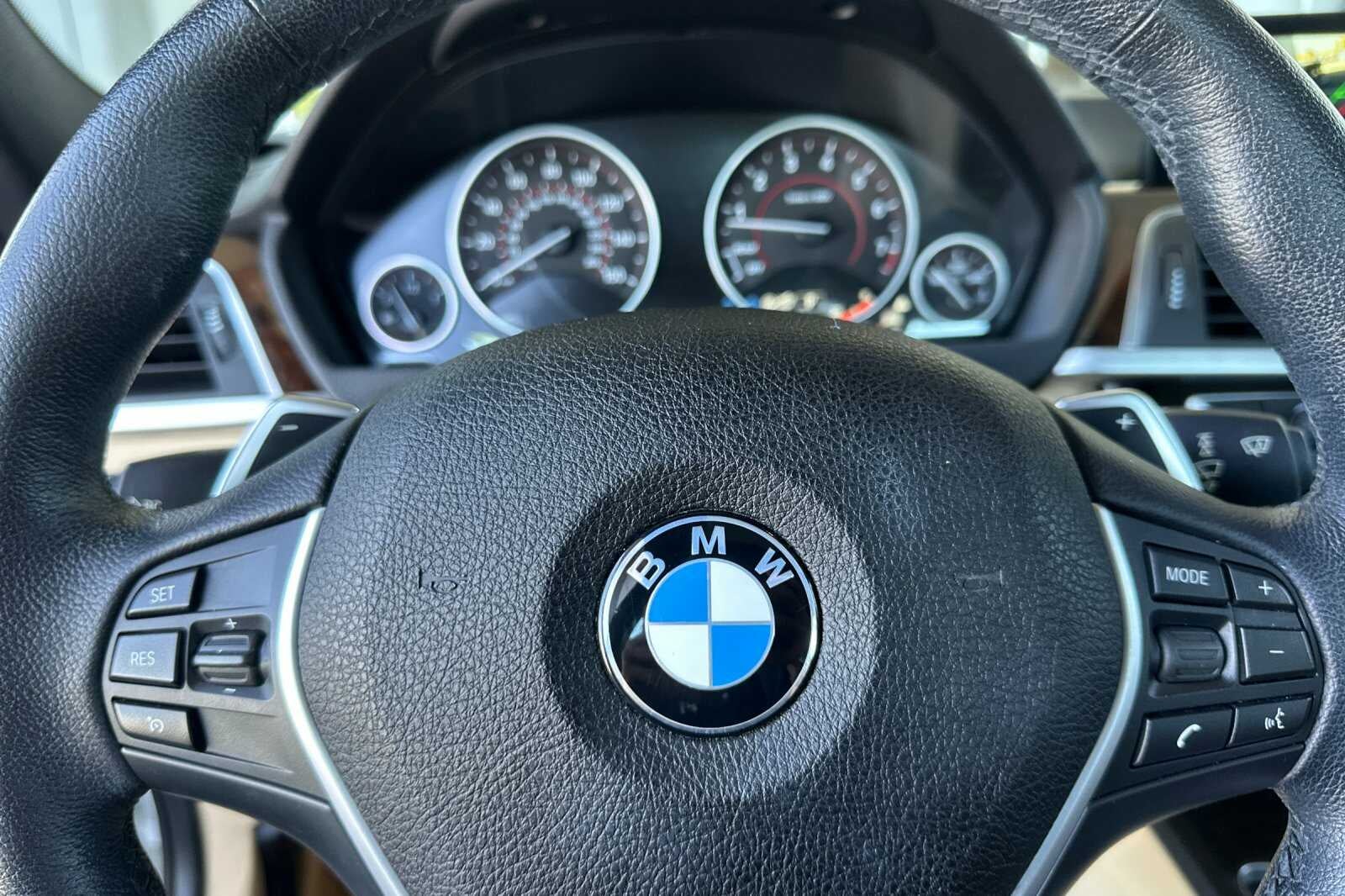 2016 BMW 3 Series 328i