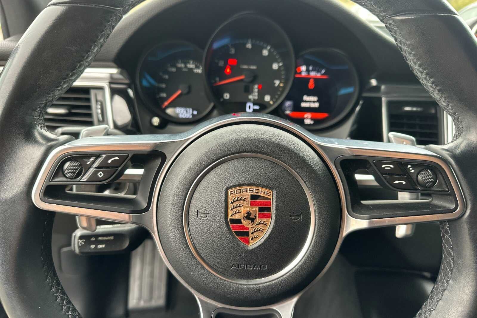 2017 Porsche Macan 4D Sport Utility