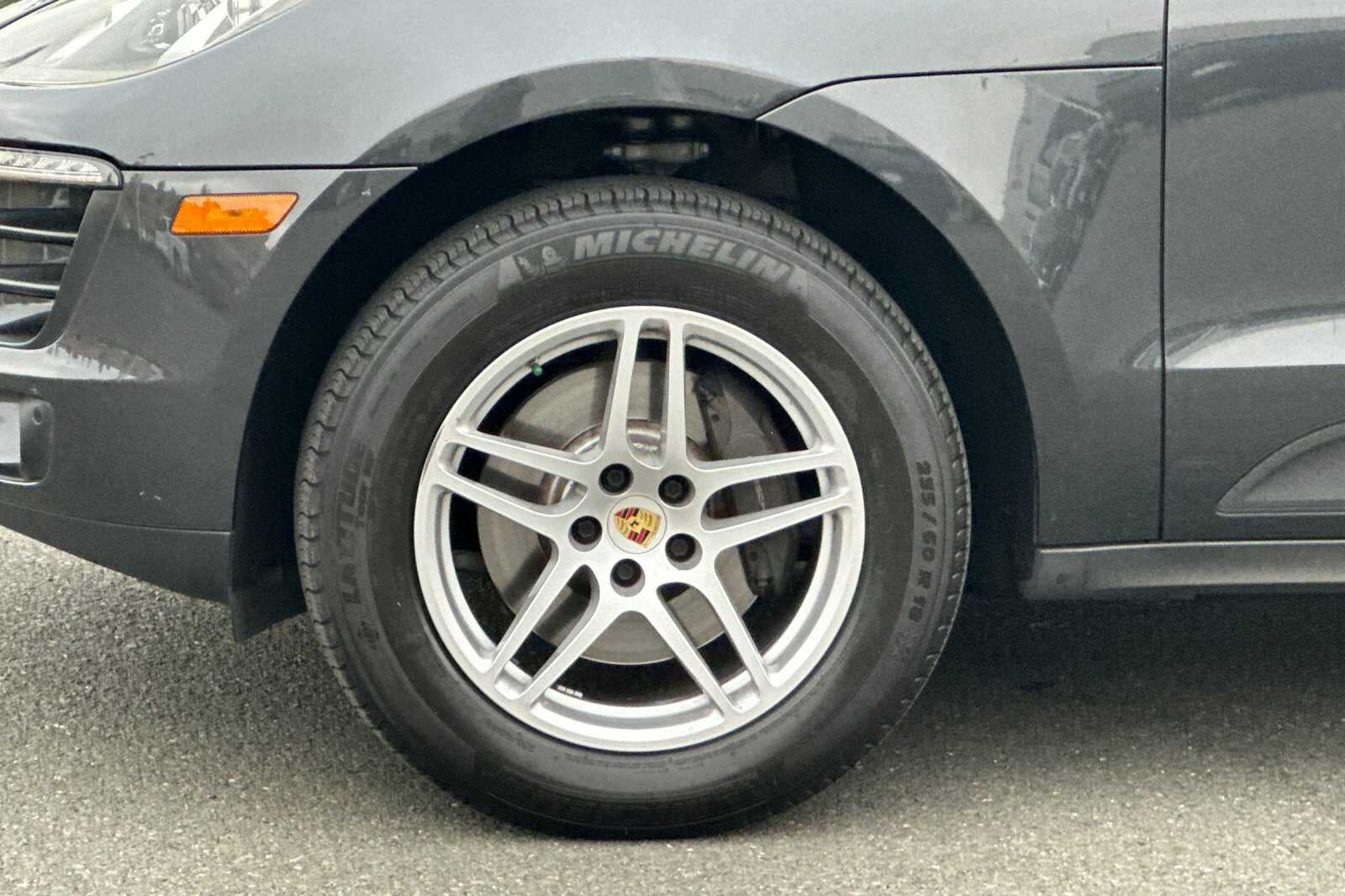 2017 Porsche Macan 4D Sport Utility