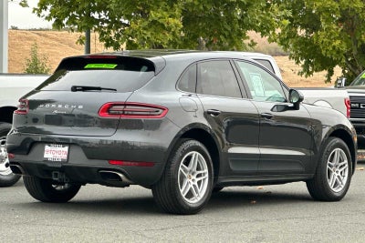 2017 Porsche Macan 4D Sport Utility